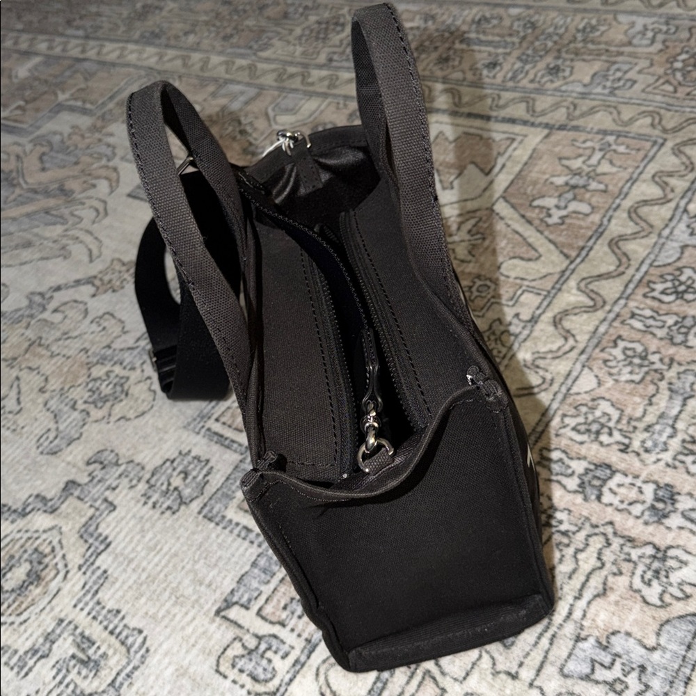 Authentic Very Gently Used Marc Jacobs Black 'The Tote Bag' (Small) - Picture 4 of 8